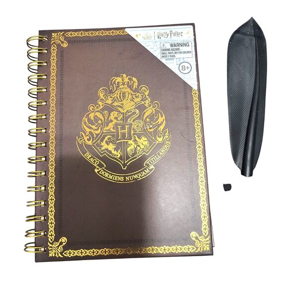 Harry Potter Hogwarts Crest Notebook & Feather Pen Set Journal Diary Book Wizard - Picture 1 of 16